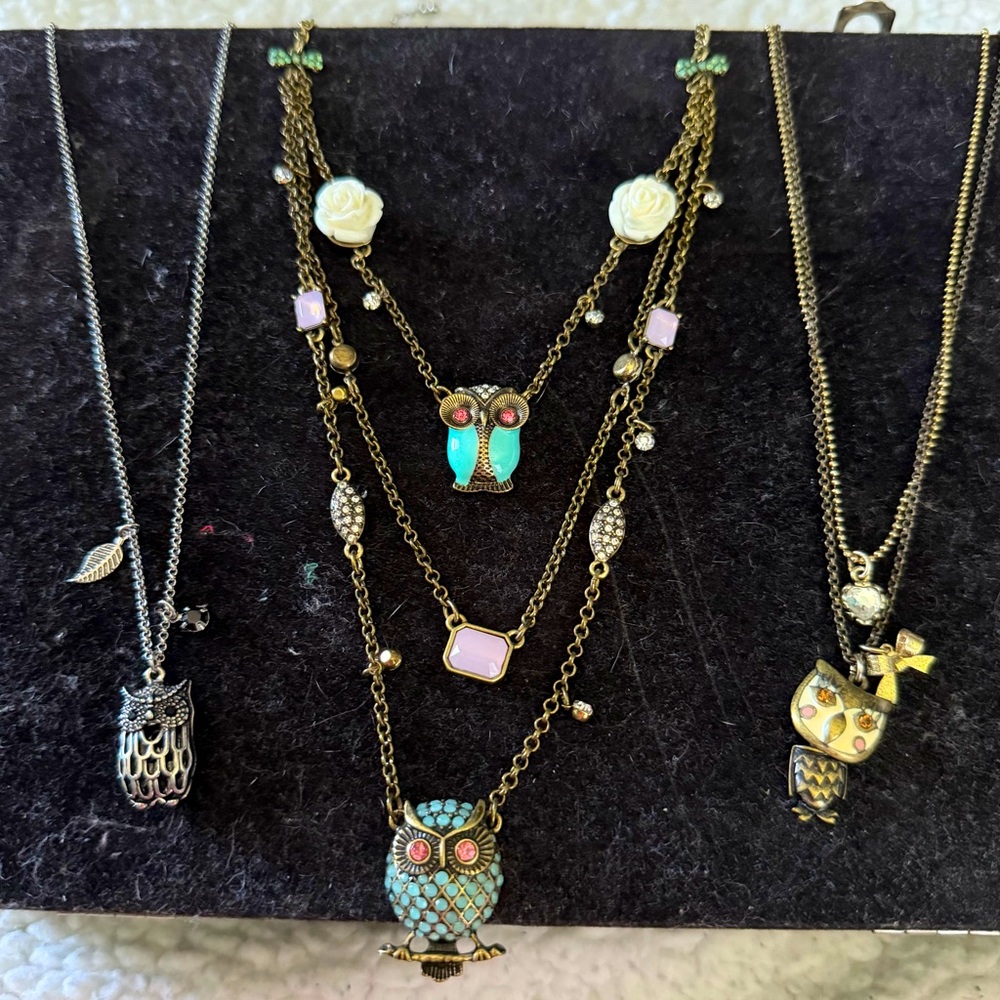 Betsey Johnson. Calling all owl lovers! Bundle of 3 vintage necklaces. EUC.